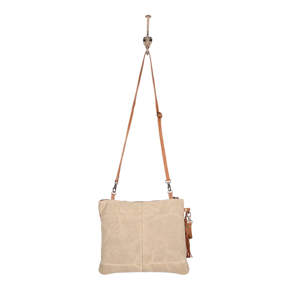 DISTINCTIVE SMALL & CROSSBODY