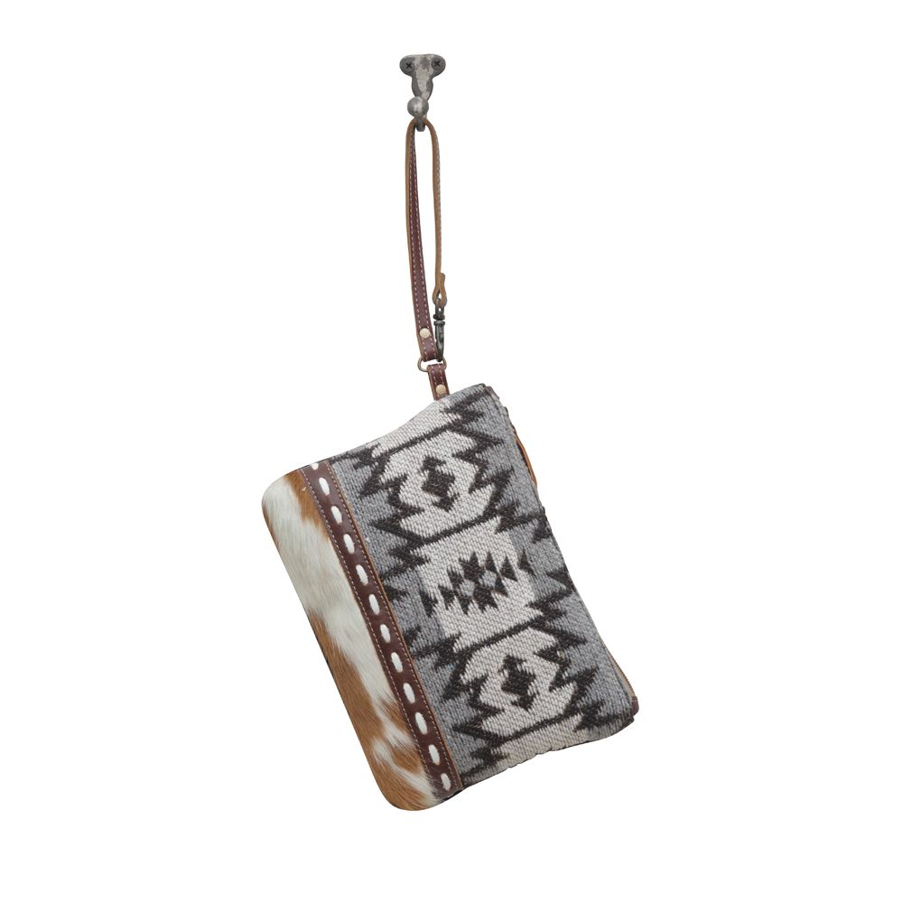 VOORPRET POUCH