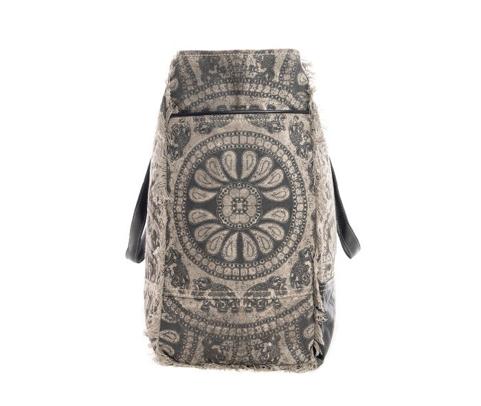 CARMELA WEEKENDER BAG